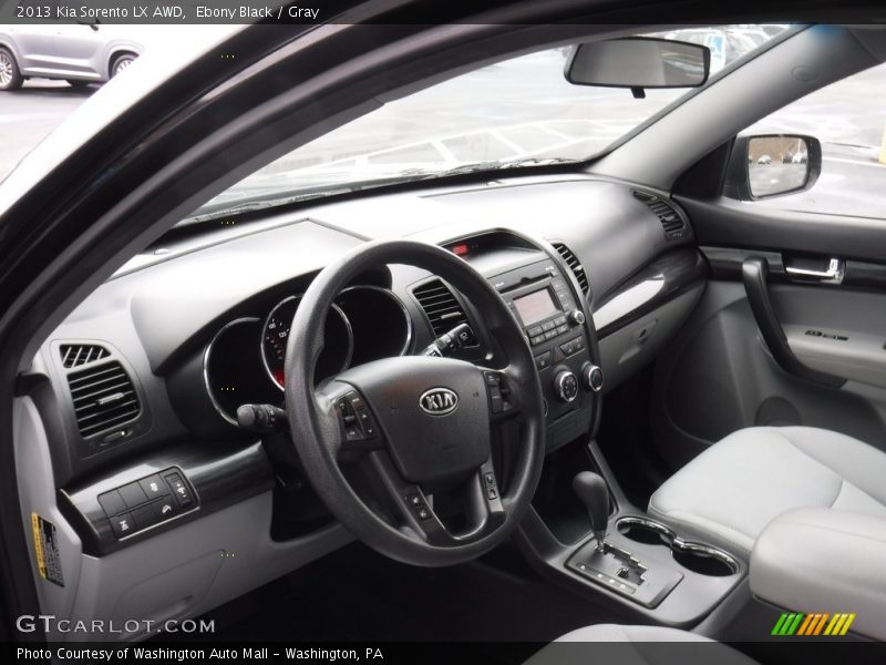 Ebony Black / Gray 2013 Kia Sorento LX AWD