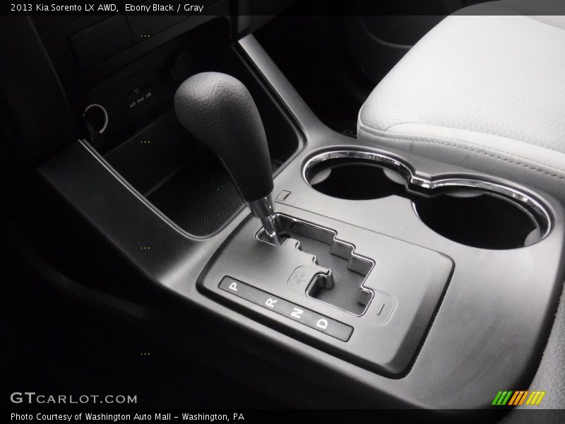 Ebony Black / Gray 2013 Kia Sorento LX AWD