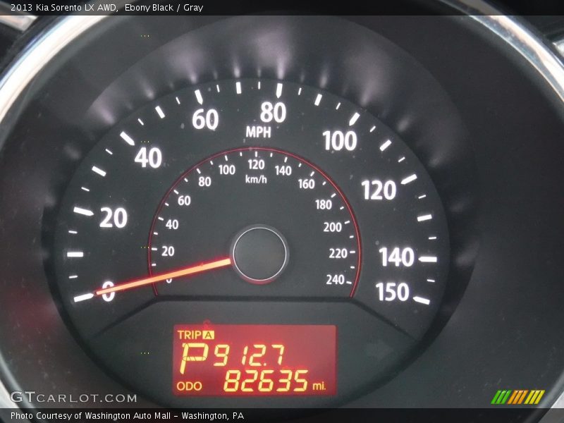 Ebony Black / Gray 2013 Kia Sorento LX AWD