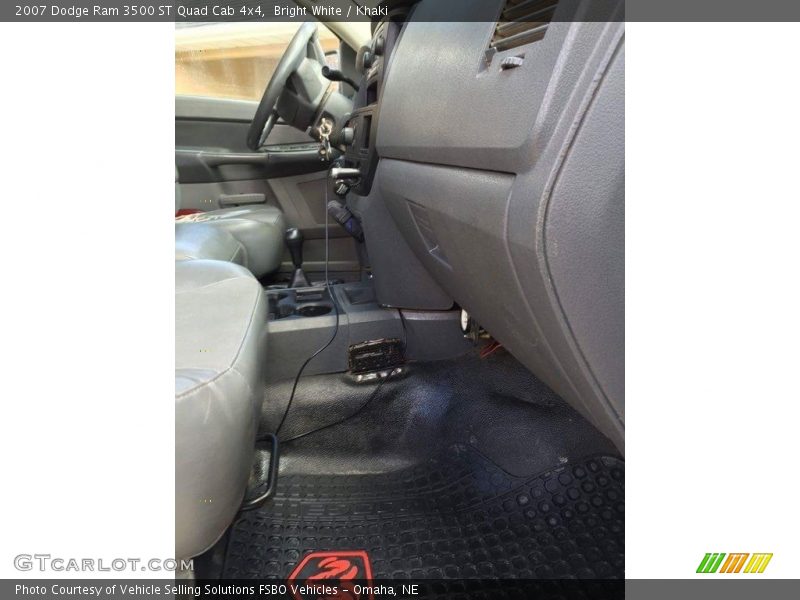 Bright White / Khaki 2007 Dodge Ram 3500 ST Quad Cab 4x4