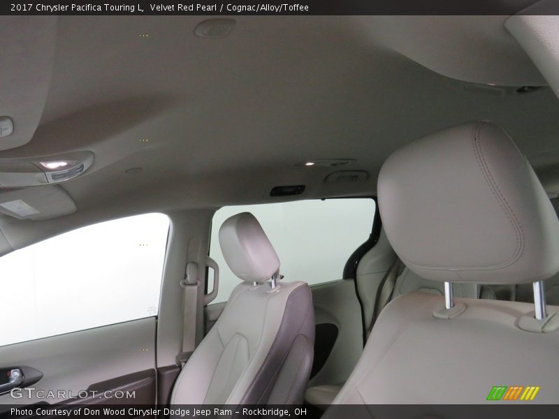 Velvet Red Pearl / Cognac/Alloy/Toffee 2017 Chrysler Pacifica Touring L