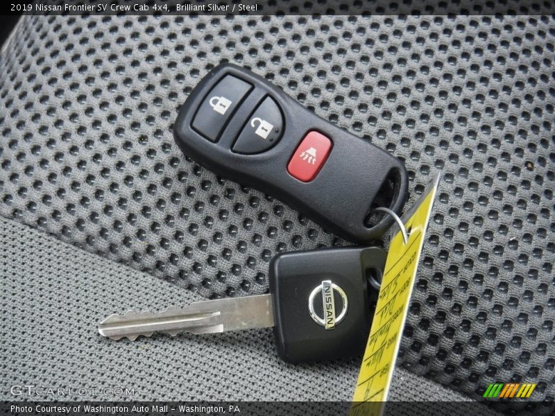 Brilliant Silver / Steel 2019 Nissan Frontier SV Crew Cab 4x4