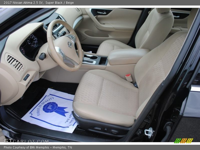 Super Black / Beige 2017 Nissan Altima 2.5 SV