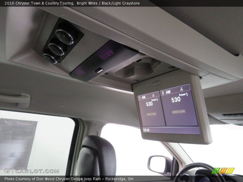 Bright White / Black/Light Graystone 2016 Chrysler Town & Country Touring