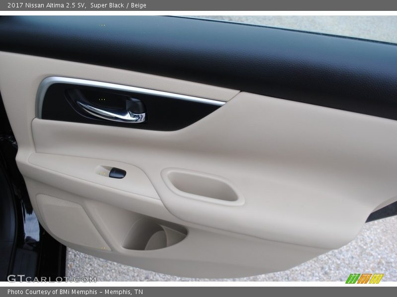 Super Black / Beige 2017 Nissan Altima 2.5 SV