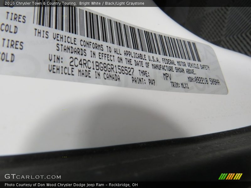 Bright White / Black/Light Graystone 2016 Chrysler Town & Country Touring