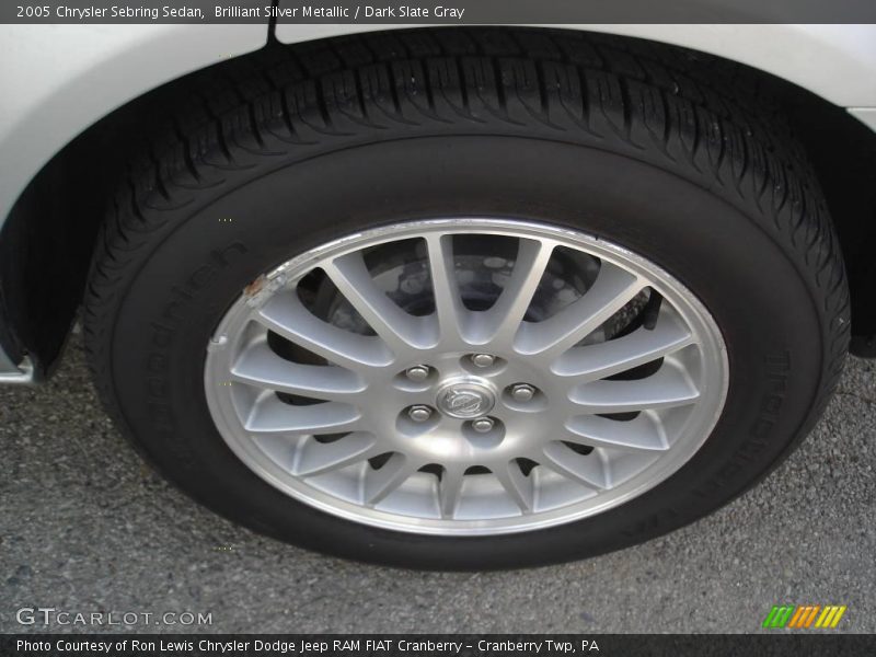 Brilliant Silver Metallic / Dark Slate Gray 2005 Chrysler Sebring Sedan
