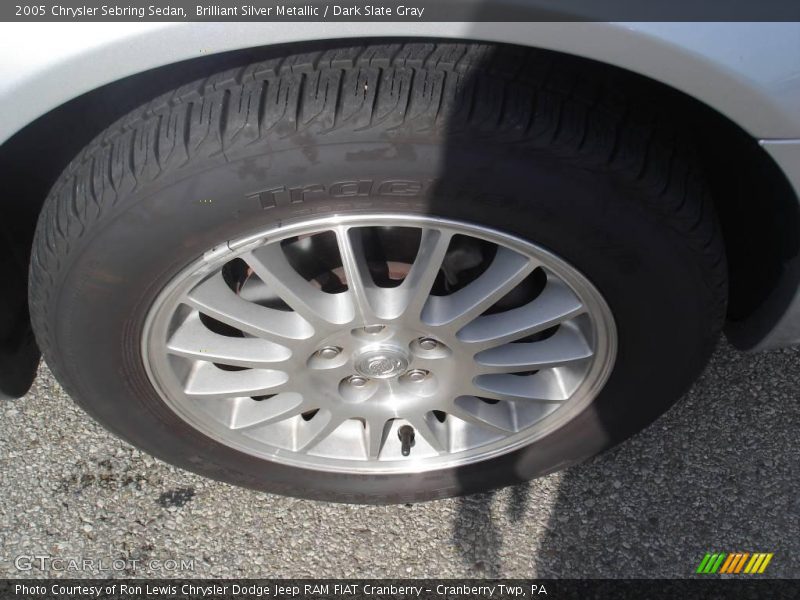 Brilliant Silver Metallic / Dark Slate Gray 2005 Chrysler Sebring Sedan