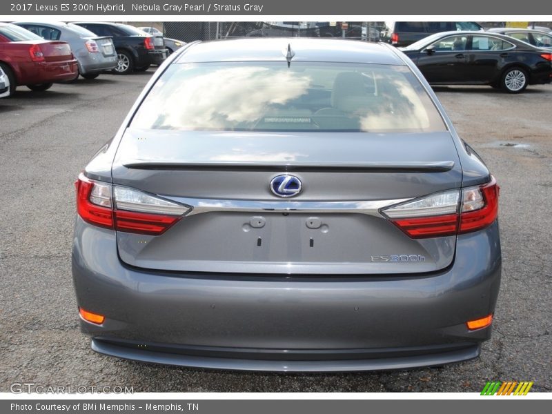 Nebula Gray Pearl / Stratus Gray 2017 Lexus ES 300h Hybrid