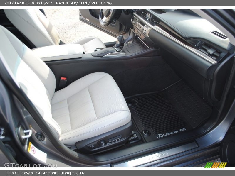 Nebula Gray Pearl / Stratus Gray 2017 Lexus ES 300h Hybrid
