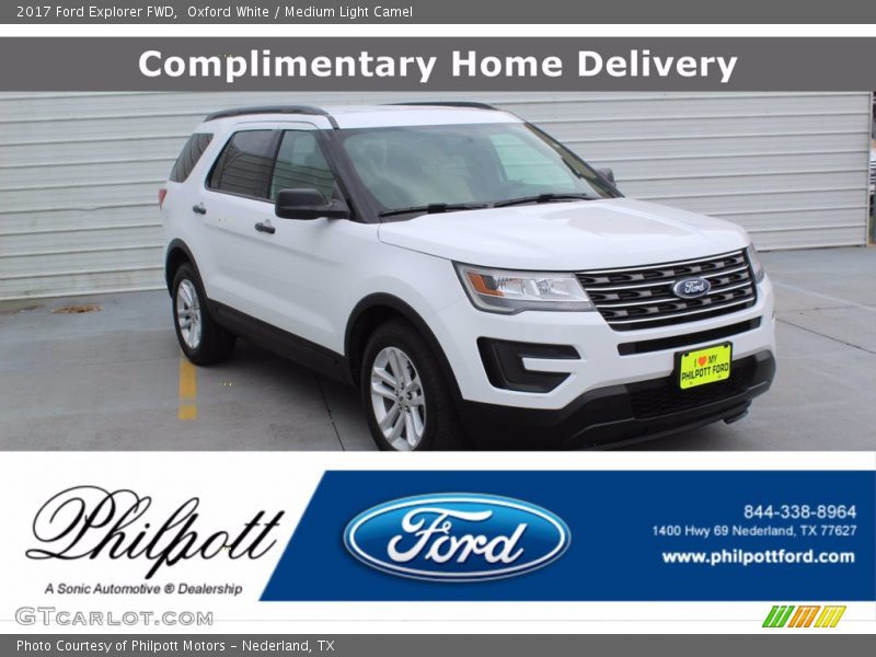 Oxford White / Medium Light Camel 2017 Ford Explorer FWD