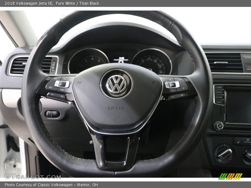 Pure White / Titan Black 2018 Volkswagen Jetta SE