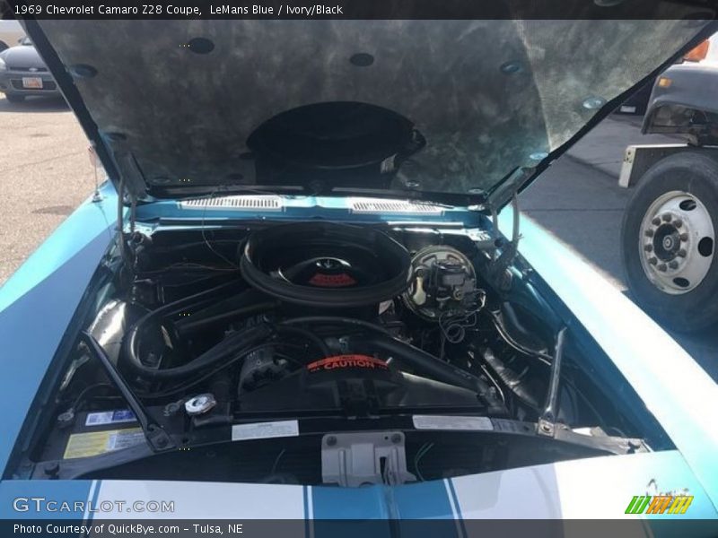  1969 Camaro Z28 Coupe Engine - 302 cid Turbo-Fire OHV 16-Valve V8