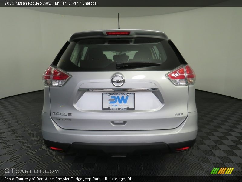 Brilliant Silver / Charcoal 2016 Nissan Rogue S AWD