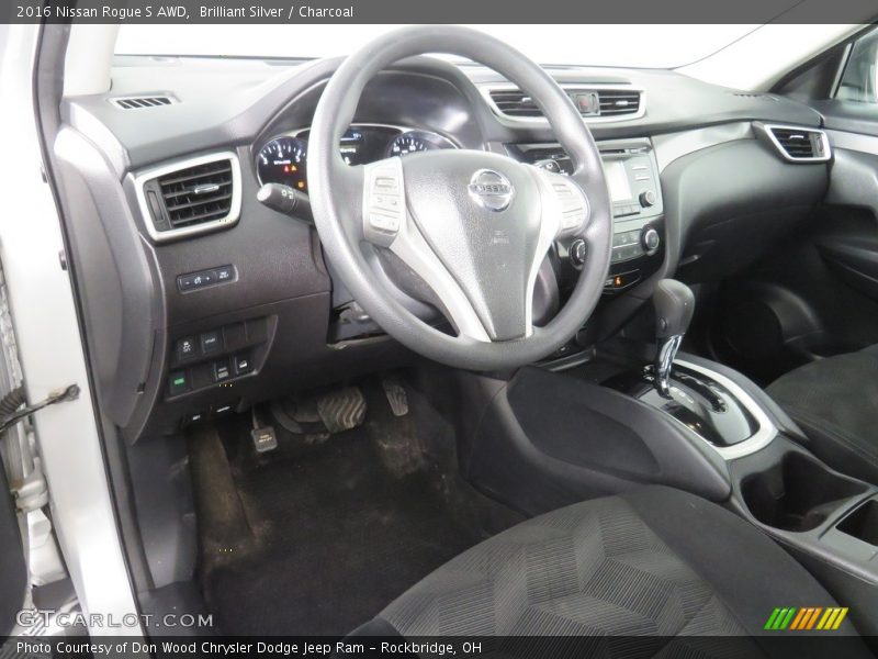 Brilliant Silver / Charcoal 2016 Nissan Rogue S AWD