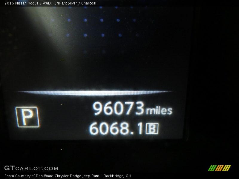 Brilliant Silver / Charcoal 2016 Nissan Rogue S AWD