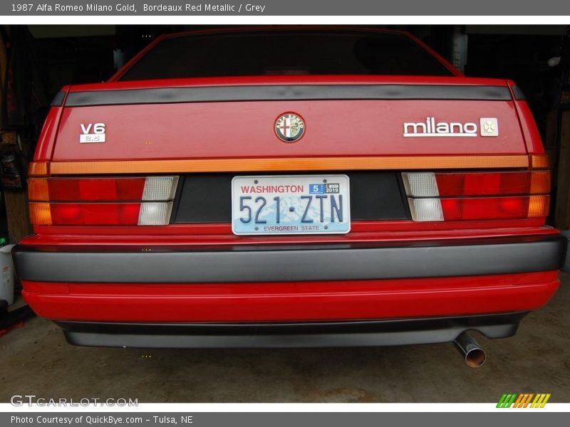  1987 Milano Gold Logo