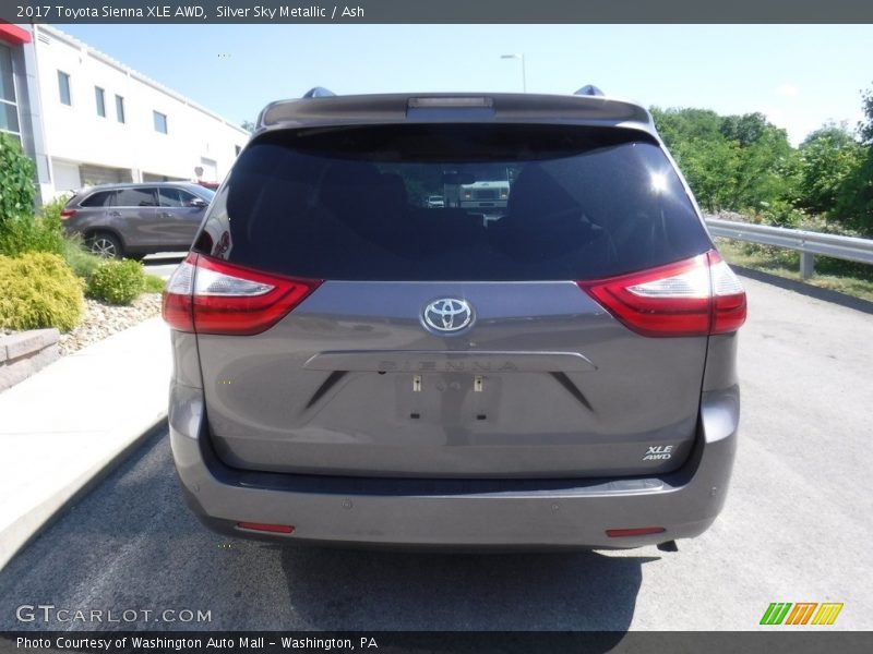 Silver Sky Metallic / Ash 2017 Toyota Sienna XLE AWD