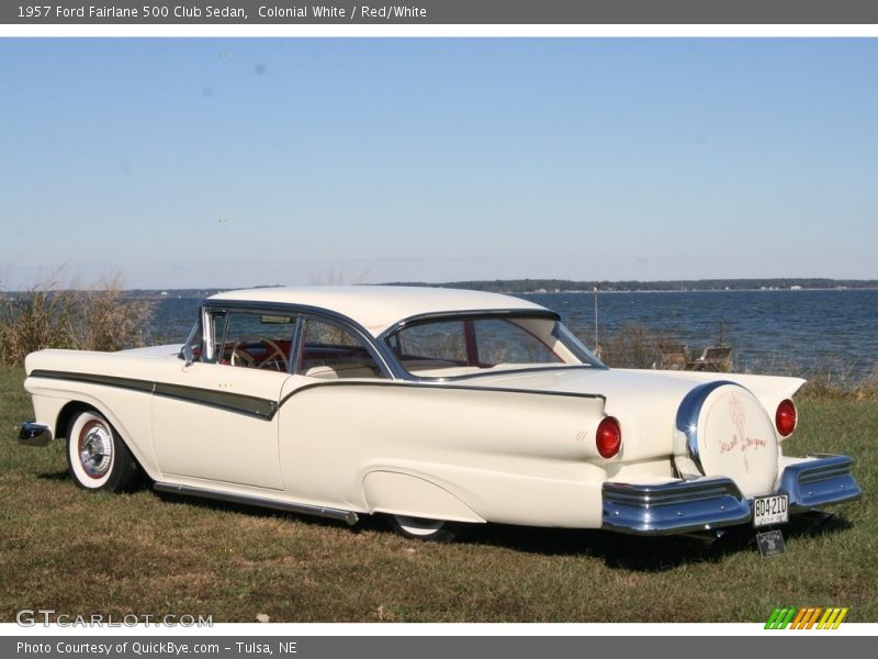 Colonial White / Red/White 1957 Ford Fairlane 500 Club Sedan