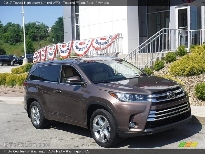Toasted Walnut Pearl / Almond 2017 Toyota Highlander Limited AWD
