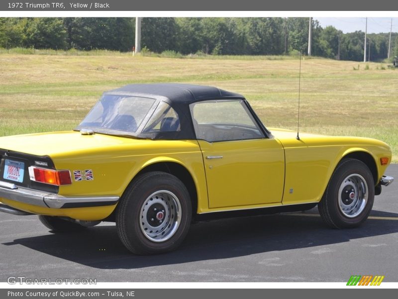 Yellow / Black 1972 Triumph TR6