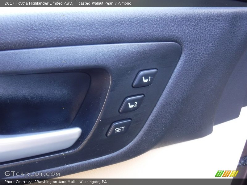 Toasted Walnut Pearl / Almond 2017 Toyota Highlander Limited AWD
