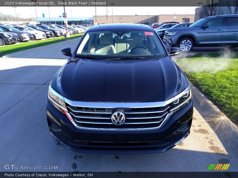 Deep Black Pearl / Shetland 2020 Volkswagen Passat SEL
