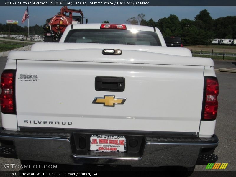 Summit White / Dark Ash/Jet Black 2016 Chevrolet Silverado 1500 WT Regular Cab