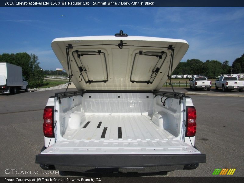 Summit White / Dark Ash/Jet Black 2016 Chevrolet Silverado 1500 WT Regular Cab