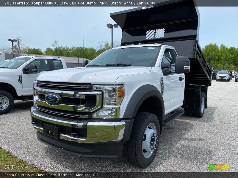 Oxford White / Earth Gray 2020 Ford F550 Super Duty XL Crew Cab 4x4 Dump Truck
