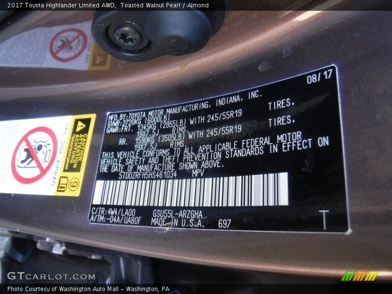 Toasted Walnut Pearl / Almond 2017 Toyota Highlander Limited AWD