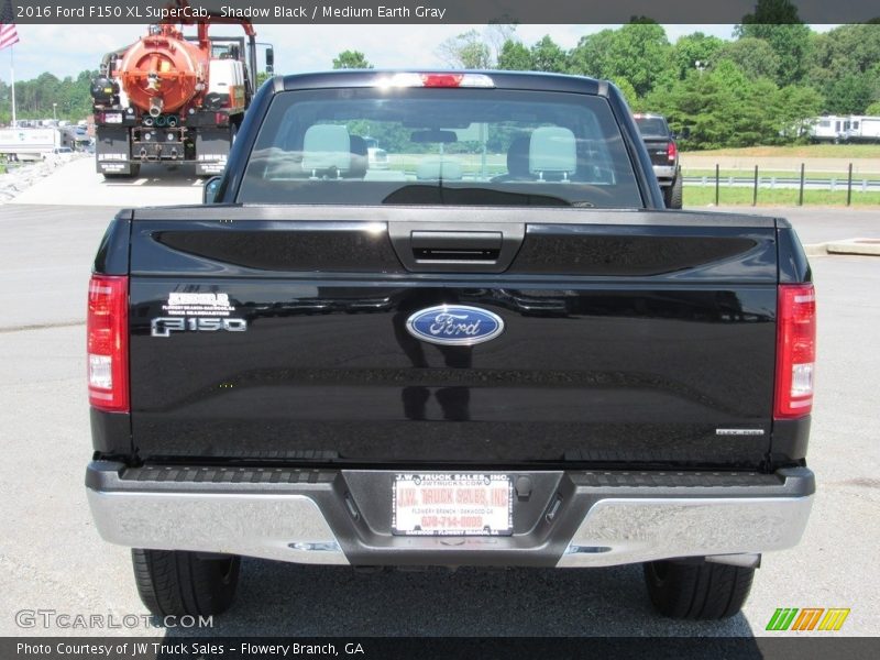 Shadow Black / Medium Earth Gray 2016 Ford F150 XL SuperCab