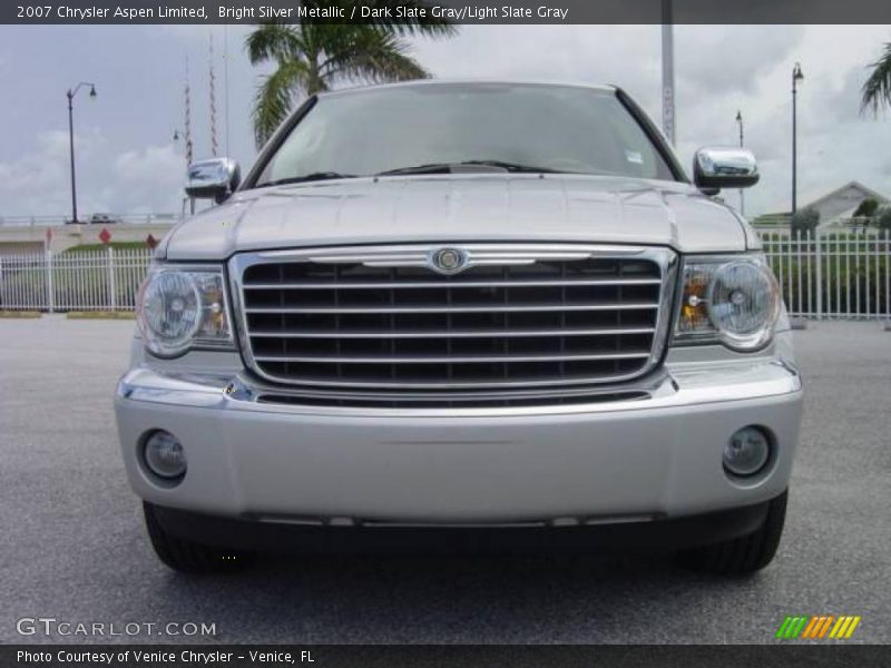 Bright Silver Metallic / Dark Slate Gray/Light Slate Gray 2007 Chrysler Aspen Limited