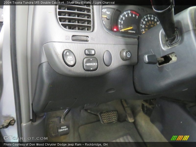Silver Sky Metallic / Light Charcoal 2004 Toyota Tundra SR5 Double Cab 4x4