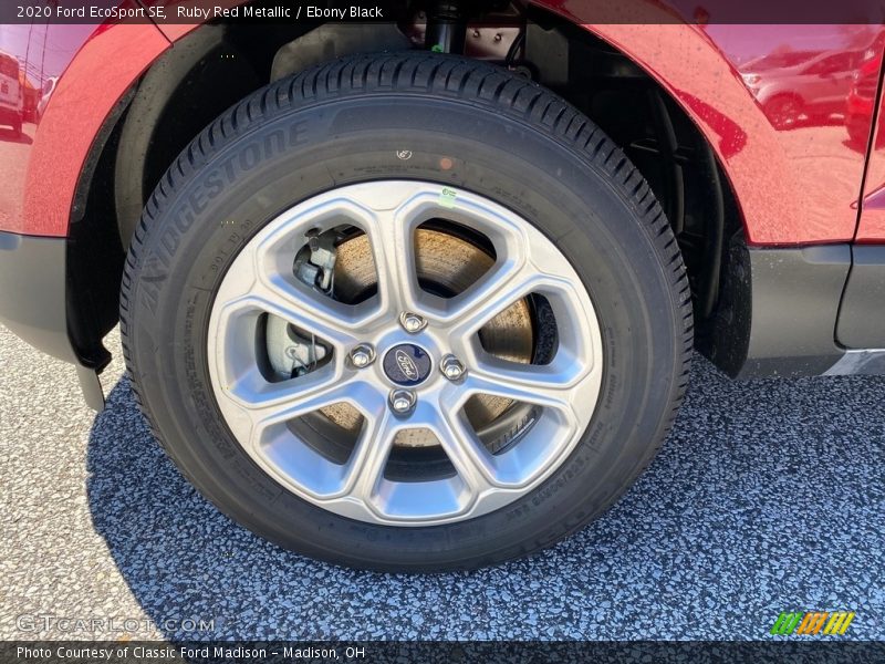 Ruby Red Metallic / Ebony Black 2020 Ford EcoSport SE