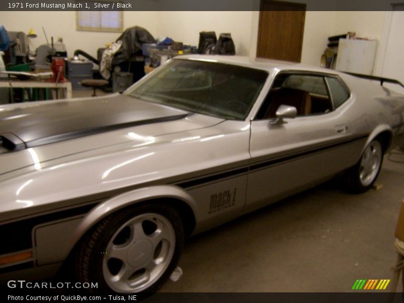 Silver / Black 1971 Ford Mustang Mach 1