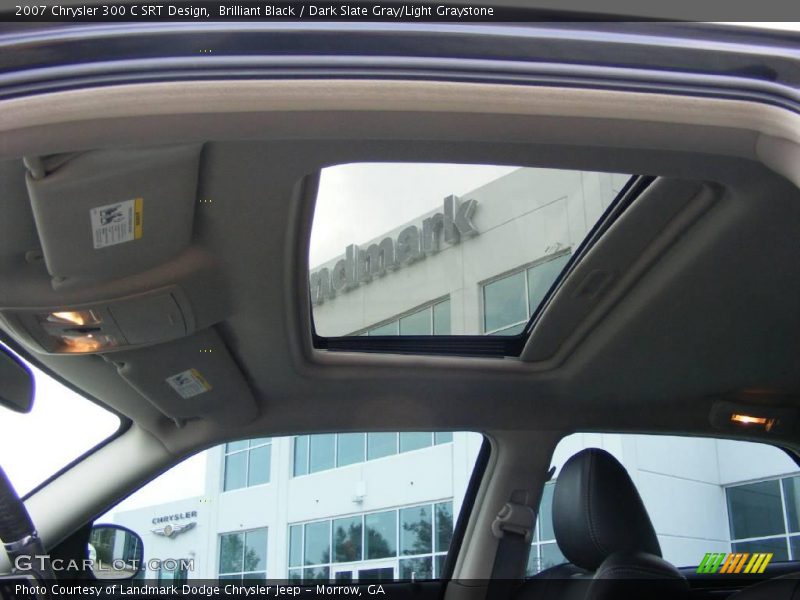 Sunroof of 2007 300 C SRT Design