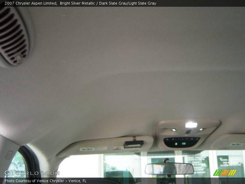 Bright Silver Metallic / Dark Slate Gray/Light Slate Gray 2007 Chrysler Aspen Limited