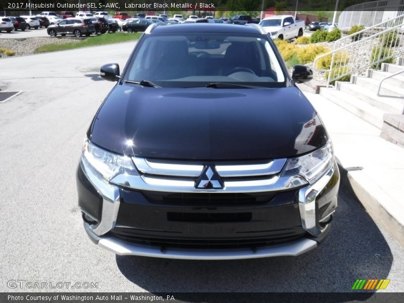 Labrador Black Metallic / Black 2017 Mitsubishi Outlander SEL S-AWC
