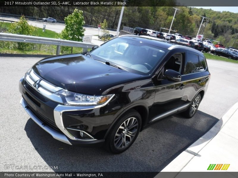  2017 Outlander SEL S-AWC Labrador Black Metallic