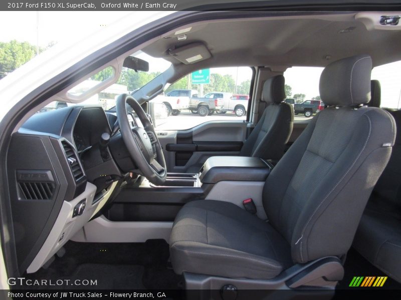 Oxford White / Earth Gray 2017 Ford F150 XL SuperCab