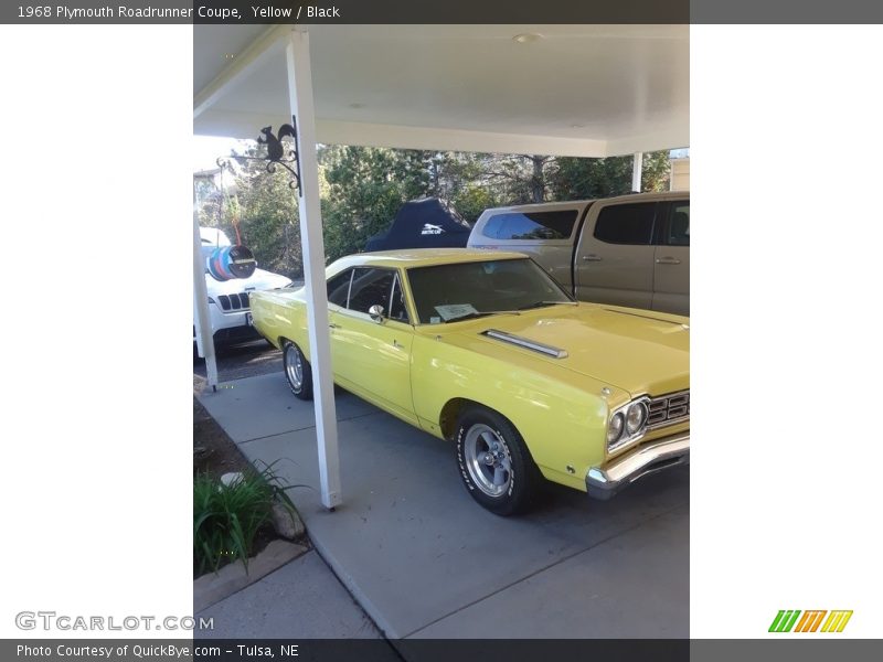 Yellow / Black 1968 Plymouth Roadrunner Coupe