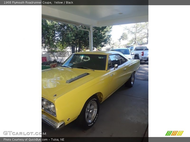 Yellow / Black 1968 Plymouth Roadrunner Coupe