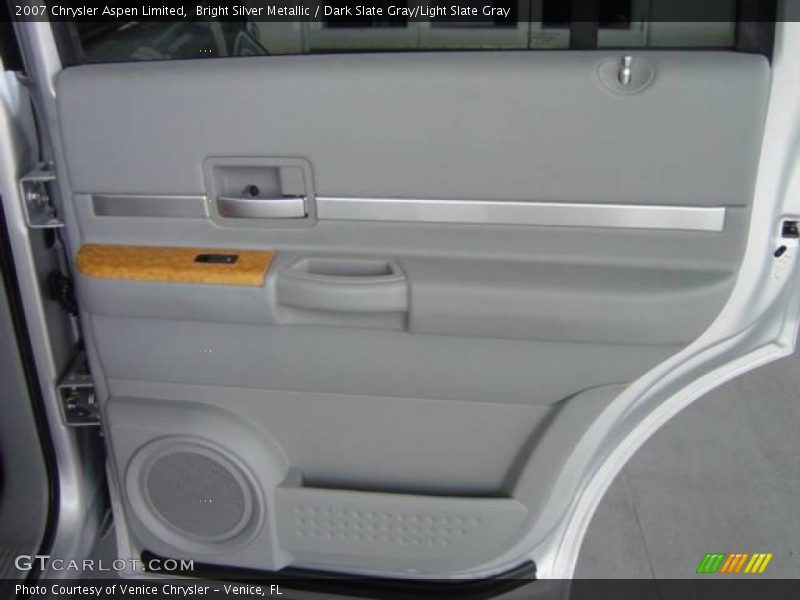 Bright Silver Metallic / Dark Slate Gray/Light Slate Gray 2007 Chrysler Aspen Limited