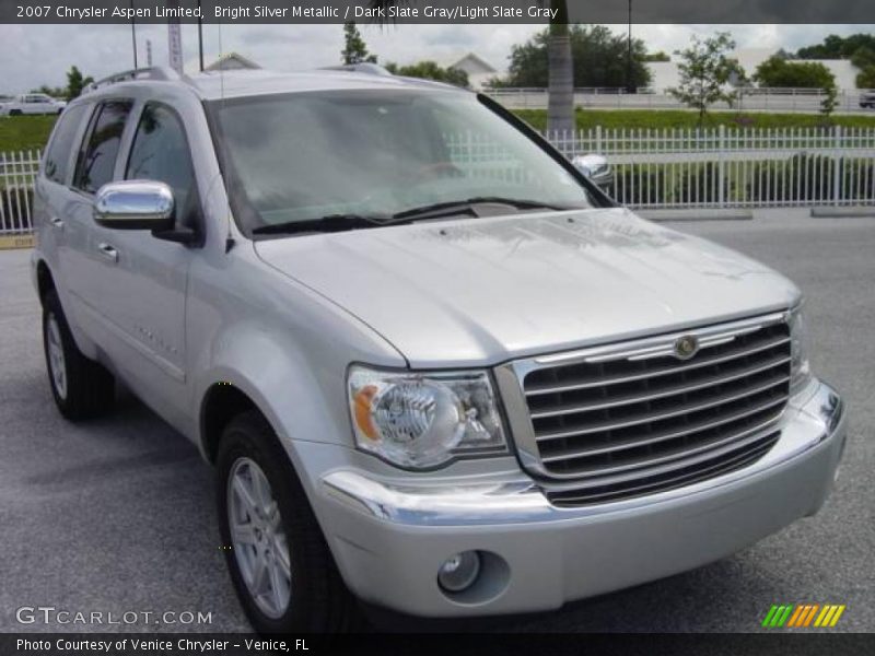 Bright Silver Metallic / Dark Slate Gray/Light Slate Gray 2007 Chrysler Aspen Limited