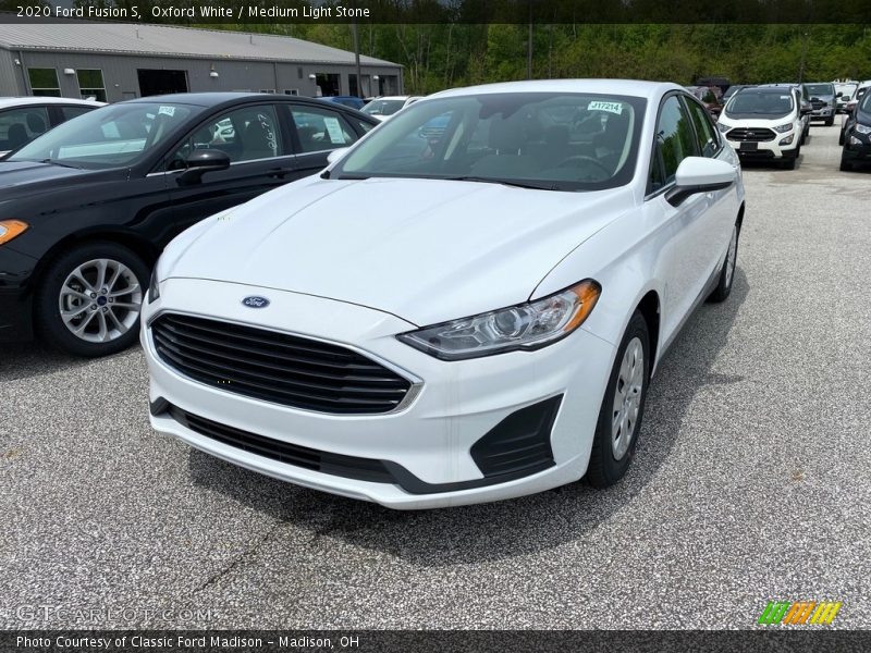 Oxford White / Medium Light Stone 2020 Ford Fusion S
