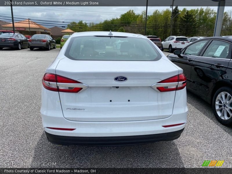 Oxford White / Medium Light Stone 2020 Ford Fusion S