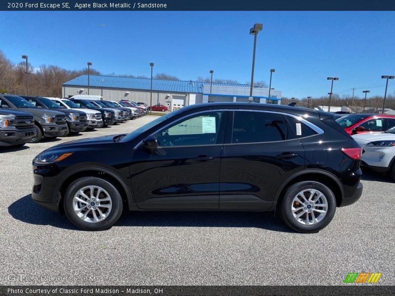 Agate Black Metallic / Sandstone 2020 Ford Escape SE