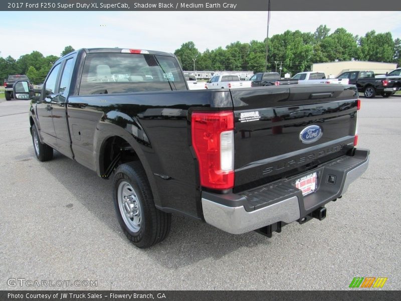 Shadow Black / Medium Earth Gray 2017 Ford F250 Super Duty XL SuperCab