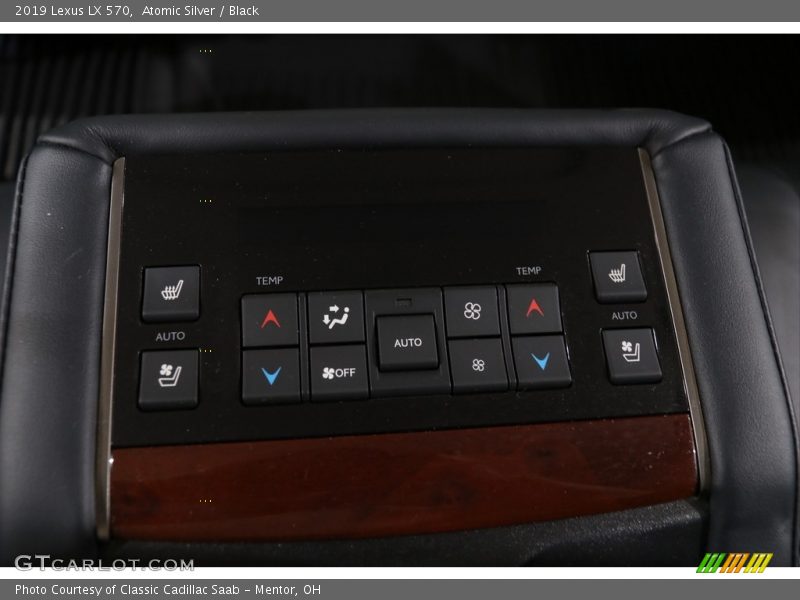 Atomic Silver / Black 2019 Lexus LX 570